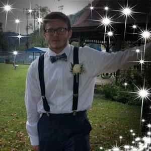 Meet your Posher, Pamela